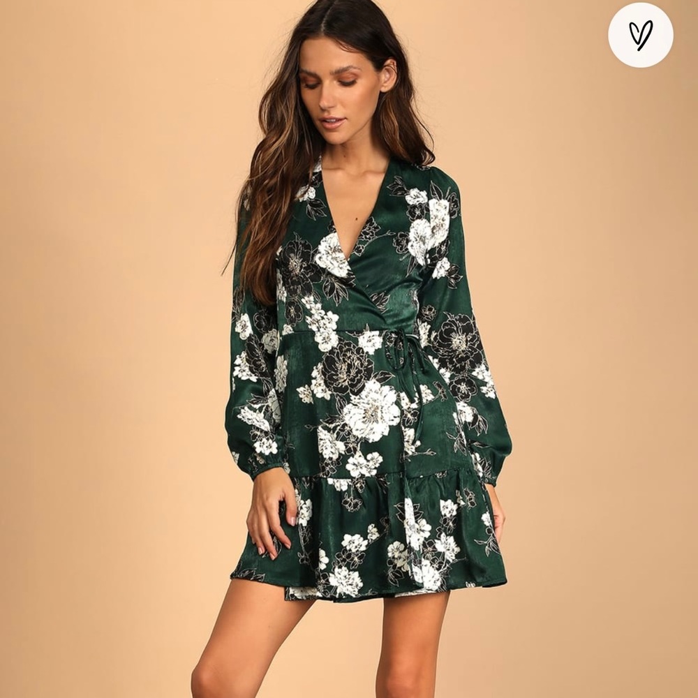 So Splendid Dark Green Floral Satin Long Sleeve Wrap Dress